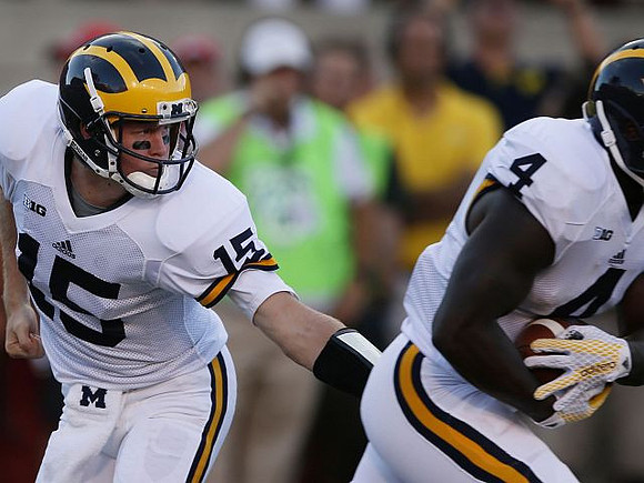 Jake Rudock (15) and De'Veon Smith (4)