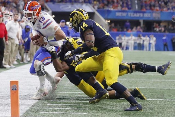 Josh Ross (12) and Josh Metellus (14)