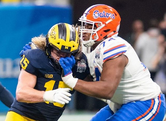 Chase Winovich (15)