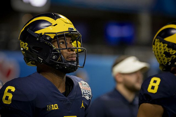 Josh Uche (6) and Ronnie Bell (8)