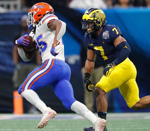 Khaleke Hudson (7)