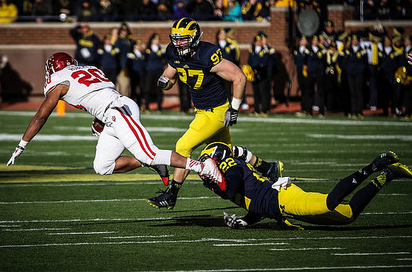 Brennen Beyer (97) and Jarrod Wilson (22)