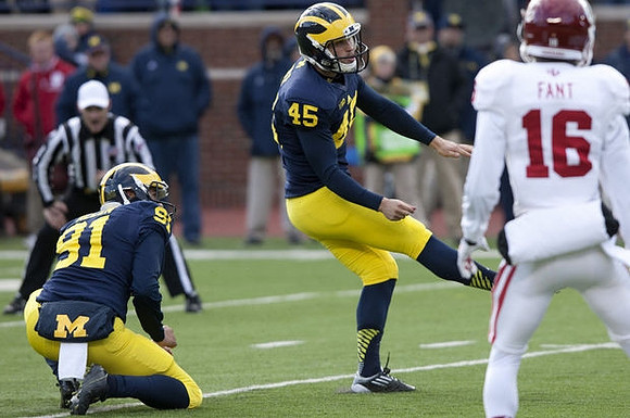 Kenny Allen (91) and Matt Wile (45)