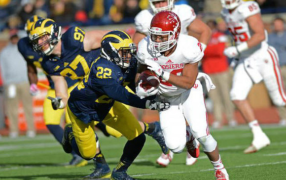 Brennen Beyer (97) and Jarrod Wilson (22)