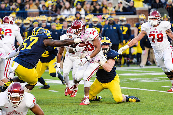 Frank Clark (57) and Jake Ryan (47)