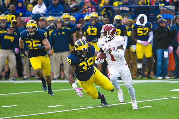 Joe Bolden (35) and Sione Houma (39)