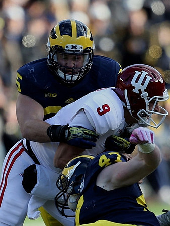 Joe Bolden (35) and Jake Ryan (47)