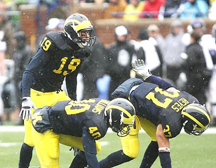 Zac Johnson (19), Michael Williams (40), and Ricky Reyes (37)