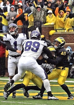 Ricky Reyes (37) and Michael Williams (40)