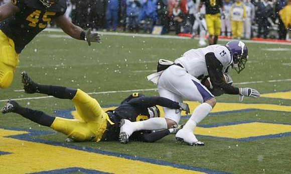 Donovan Warren (6) and Obi Ezeh (45)