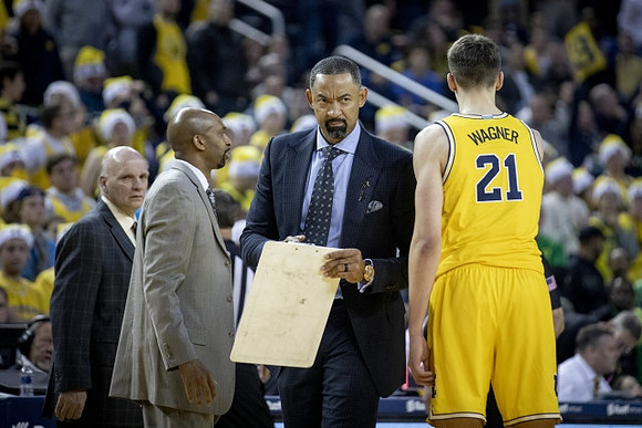 Phil Martelli, Saddi Washington, Juwan Howard, and Franz Wagner (21)