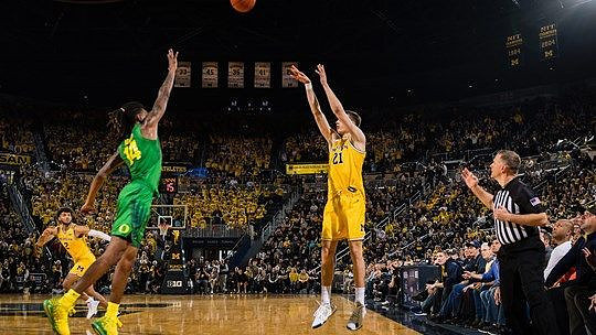 Franz Wagner (21) and Isaiah Livers (2)
