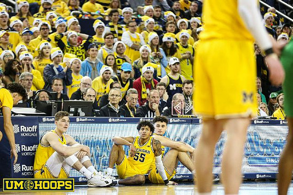 Brandon Johns Jr. (23), Colin Castleton (11), Eli Brooks (55), and Adrien Nunez (5)