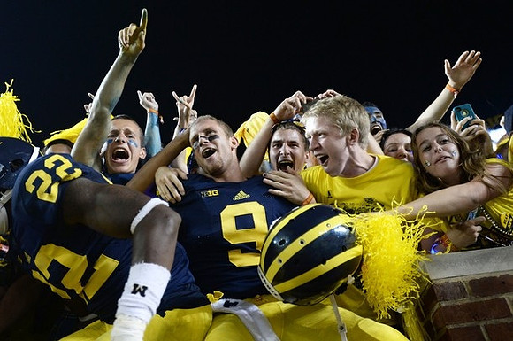 Jarrod Wilson (22) and Drew Dileo (9)