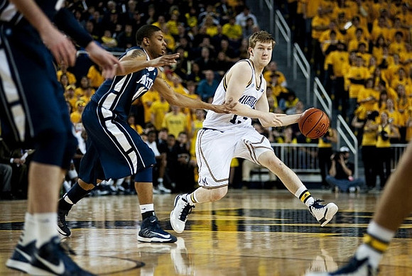 Matt Vogrich (13)