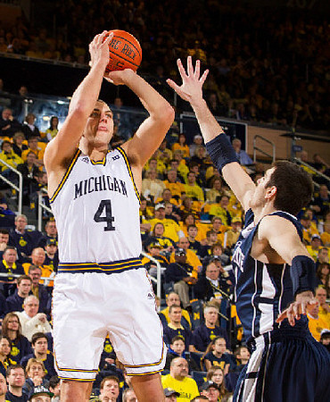 Mitch McGary (4)