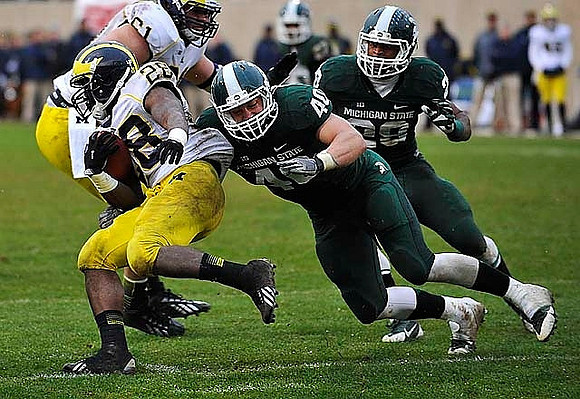 Graham Glasgow (61) and Fitzgerald Toussaint (28)