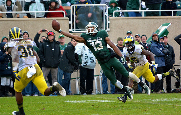 Thomas Gordon (30) and Raymon Taylor (6)