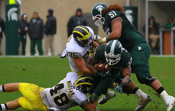Joe Bolden (35) and Desmond Morgan (48)
