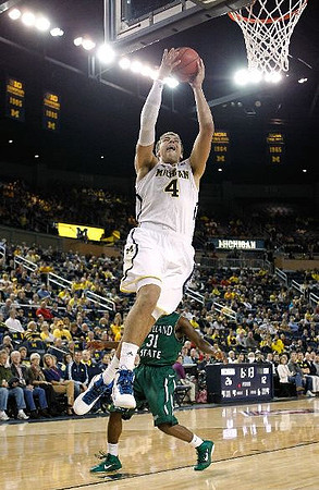 Mitch McGary (4)