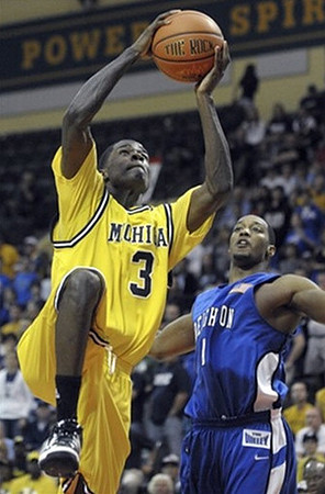 Manny Harris (3)