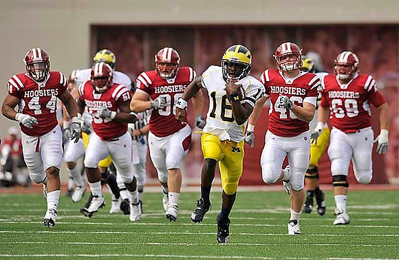 Denard Robinson (16)