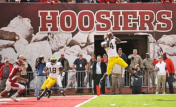 James Rogers (18) and Cameron Gordon (4)