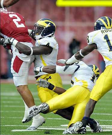 Cameron Gordon (4), Thomas Gordon (15), and James Rogers (18)