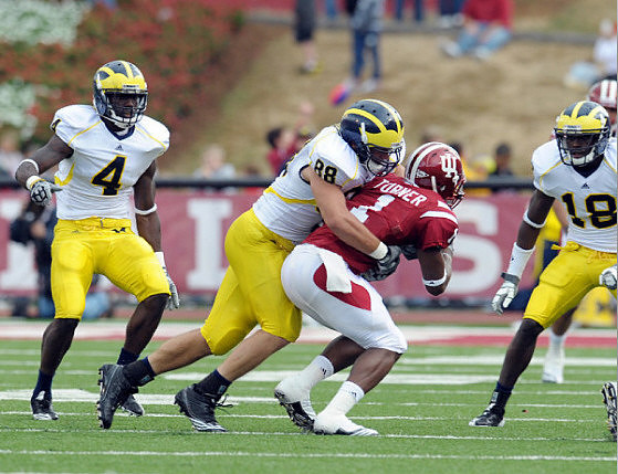 Cameron Gordon (4), Craig Roh (88), and James Rogers (18)