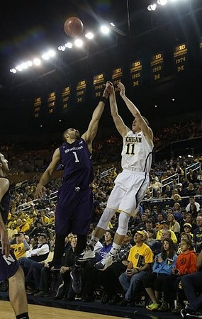 Nik Stauskas (11)