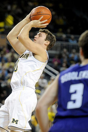 Zack Novak (0)