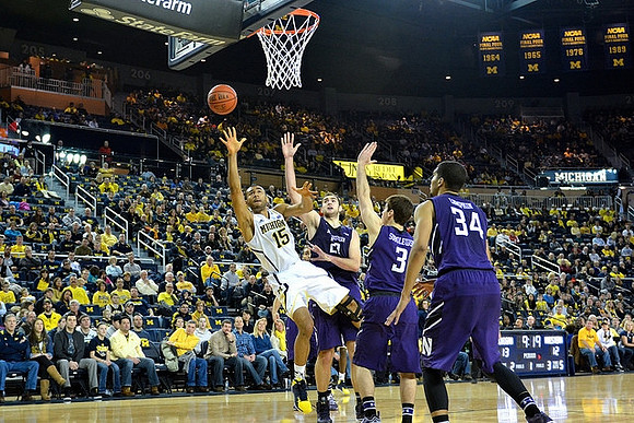 Jon Horford (15)