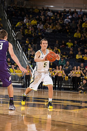 Andrew Dakich (5)