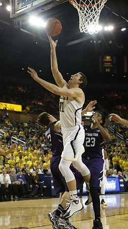 Nik Stauskas (11)
