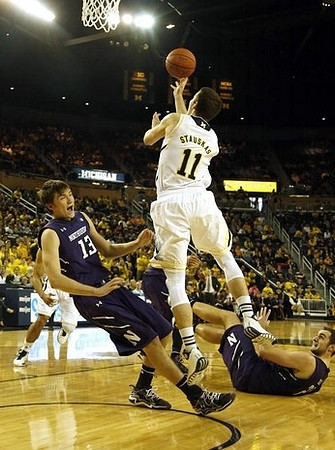 Nik Stauskas (11)