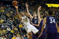 Jon Horford (15)