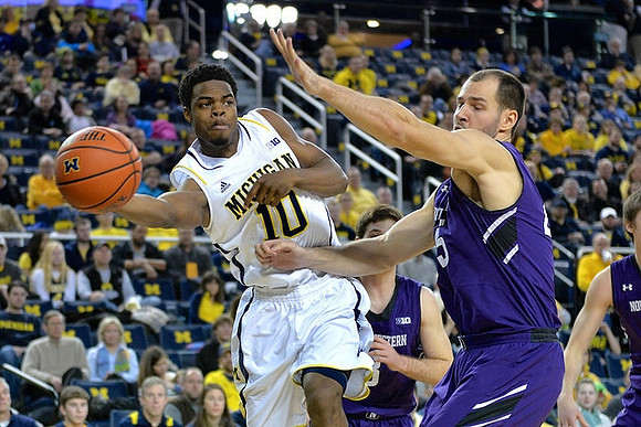 Derrick Walton Jr. (10)