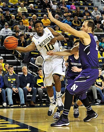 Derrick Walton Jr. (10)