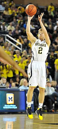 Spike Albrecht (2)