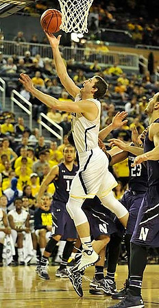 Nik Stauskas (11)