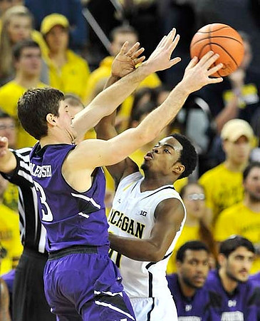 Derrick Walton Jr. (10)
