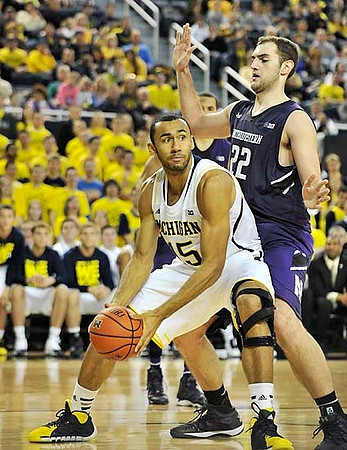 Jon Horford (15)