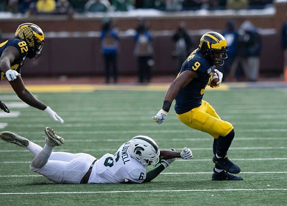 Nick Eubanks (82) and Donovan Peoples-Jones (9)