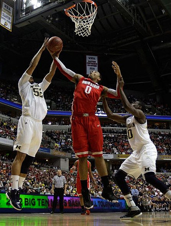 Jordan Morgan (52) and Tim Hardaway Jr. (10)