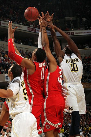 Jordan Morgan (52) and Tim Hardaway Jr. (10)