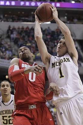 Jordan Morgan (52) and Stu Douglass (1)