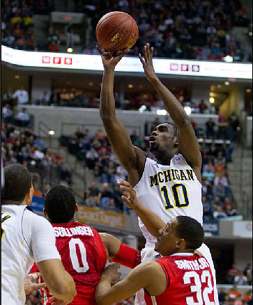 Jordan Morgan (52) and Tim Hardaway Jr. (10)