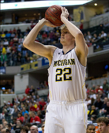 Blake McLimans (22)