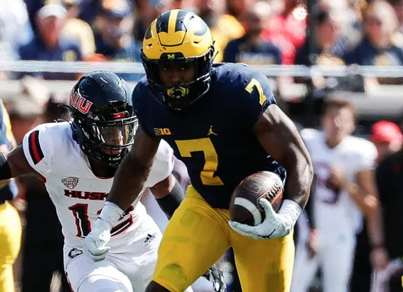 Donovan Edwards (7)