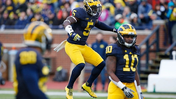 DJ Turner (5), and Anthony Solomon (10)